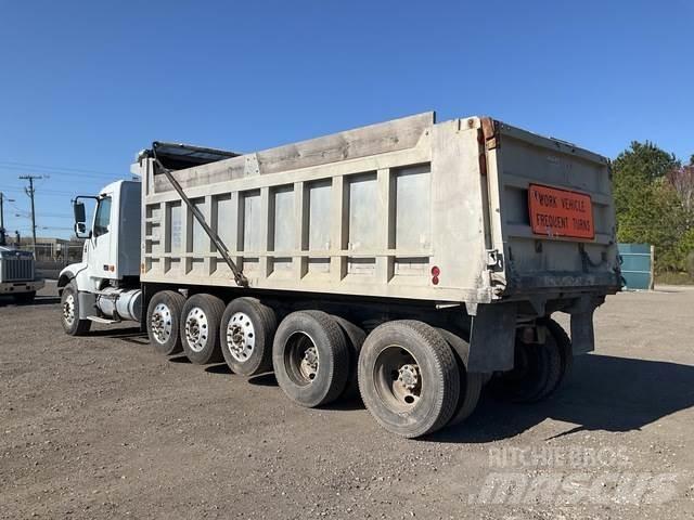 Volvo VHD Camion benne