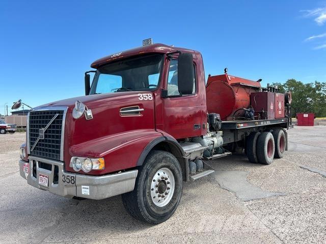 Volvo VHD Motrici cisterna