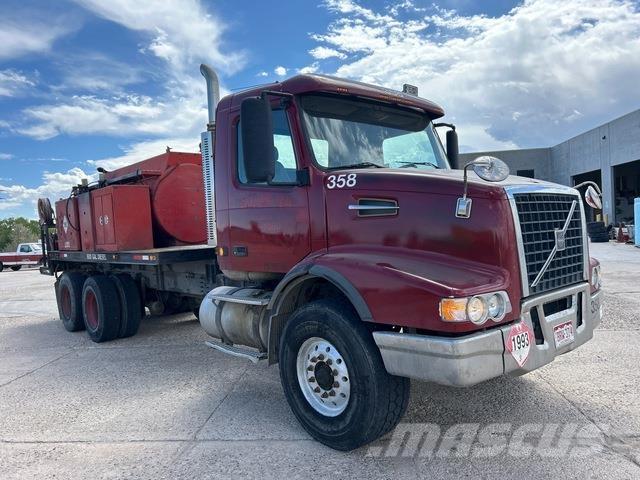 Volvo VHD Motrici cisterna