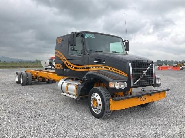 Volvo VHD64F Cabines