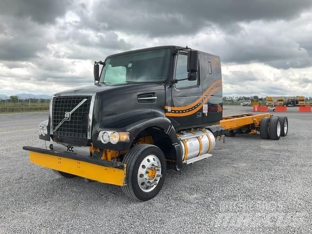 Volvo VHD64F Cabines