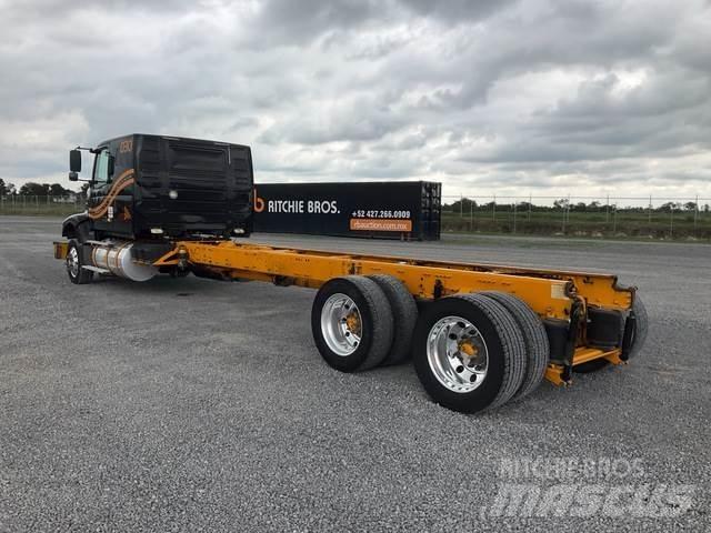 Volvo VHD64F Cabines