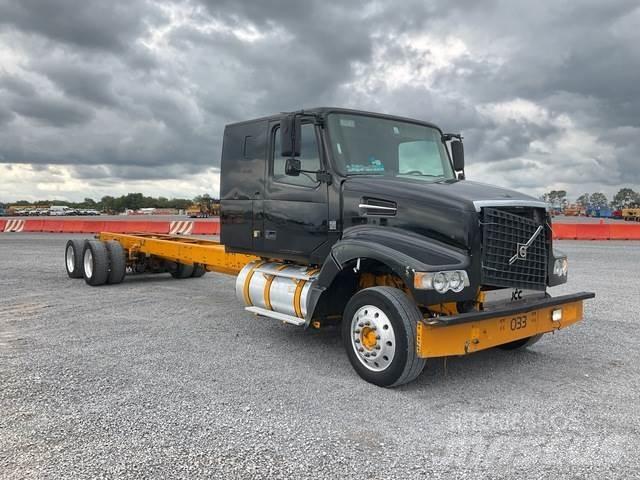 Volvo VHD64F Cabines