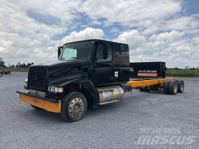 Volvo VHD64F Cabines
