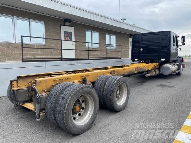 Volvo VHD64F Cabines