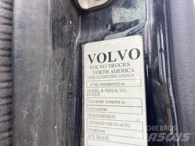 Volvo VHD64F Cabines