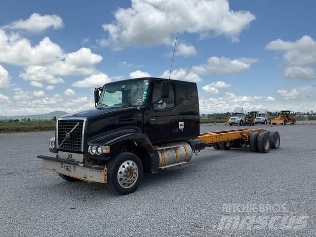 Volvo VHD64F Cabines