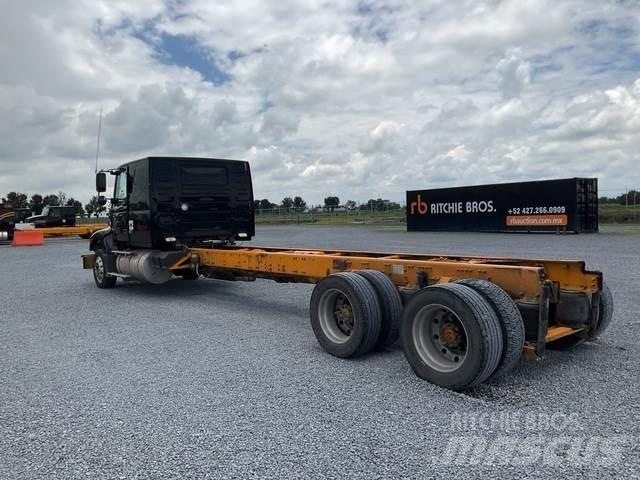 Volvo VHD64F Cabines