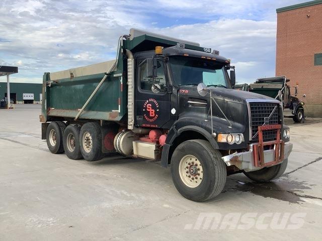 Volvo VHD84F Camion benne