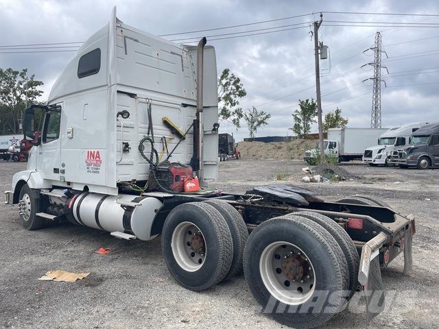 Volvo VLN670 Tracteur routier