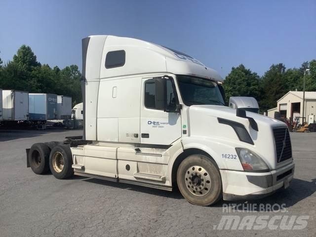 Volvo VNL Tracteur routier