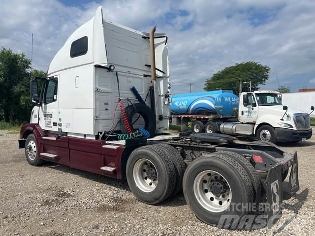 Volvo VNL Tracteur routier