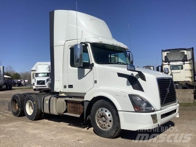 Volvo VNL Tracteur routier