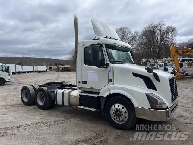 Volvo VNL Tracteur routier