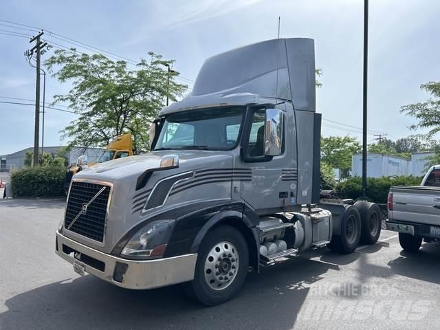 Volvo VNL Tracteur routier