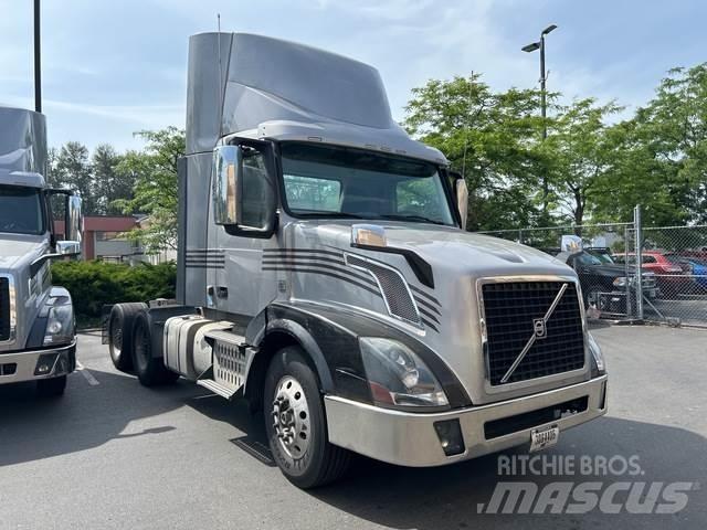 Volvo VNL Tracteur routier