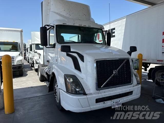 Volvo VNL Tracteur routier