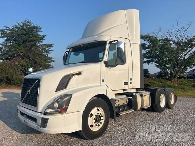 Volvo VNL Tracteur routier