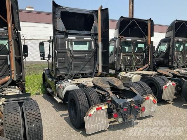 Volvo VNL Tracteur routier