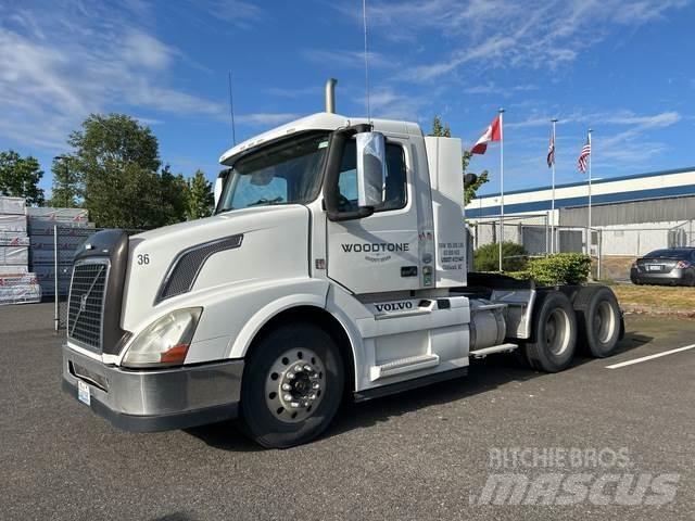 Volvo VNL Tracteur routier