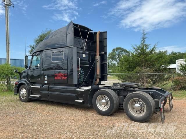 Volvo VNL Tracteur routier