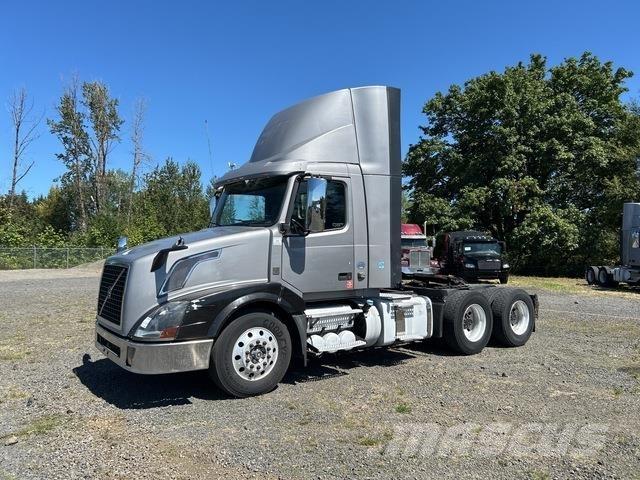 Volvo VNL Tracteur routier