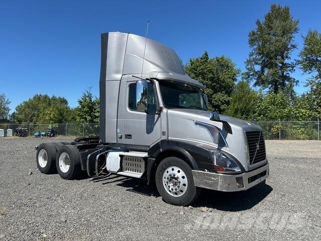 Volvo VNL Tracteur routier