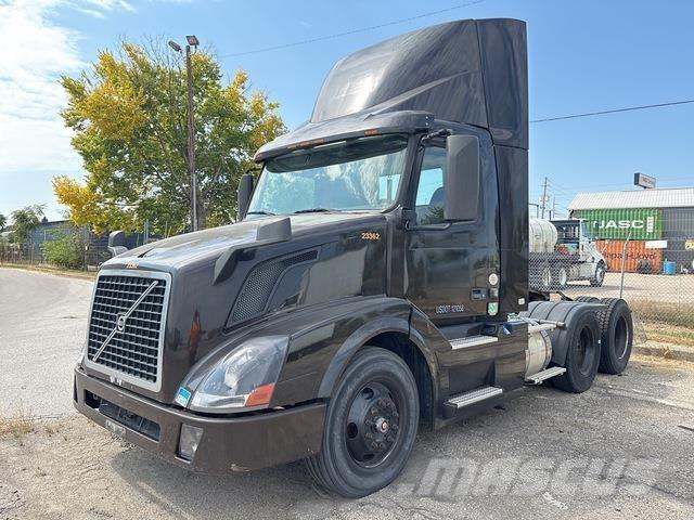 Volvo VNL Tracteur routier