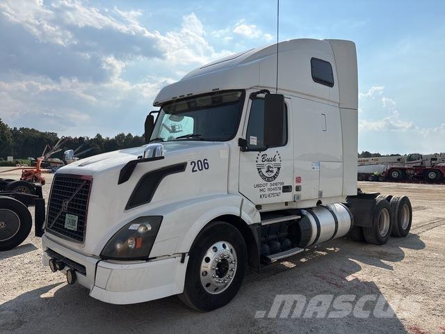 Volvo VNL Tracteur routier