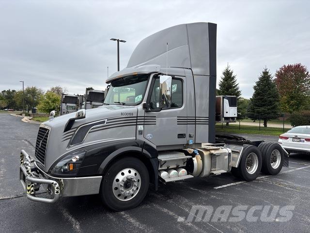 Volvo VNL Tracteur routier
