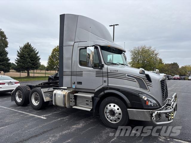 Volvo VNL Tracteur routier
