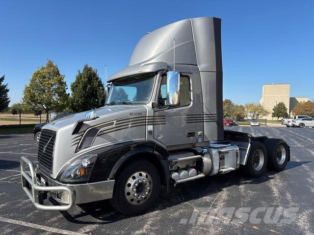 Volvo VNL Tracteur routier