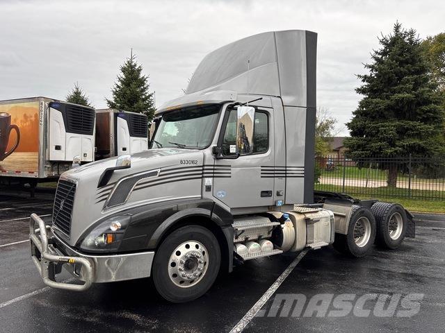 Volvo VNL Tracteur routier