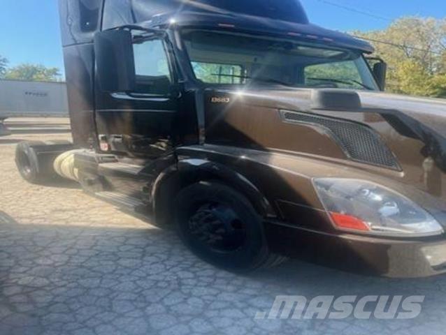 Volvo VNL Tracteur routier
