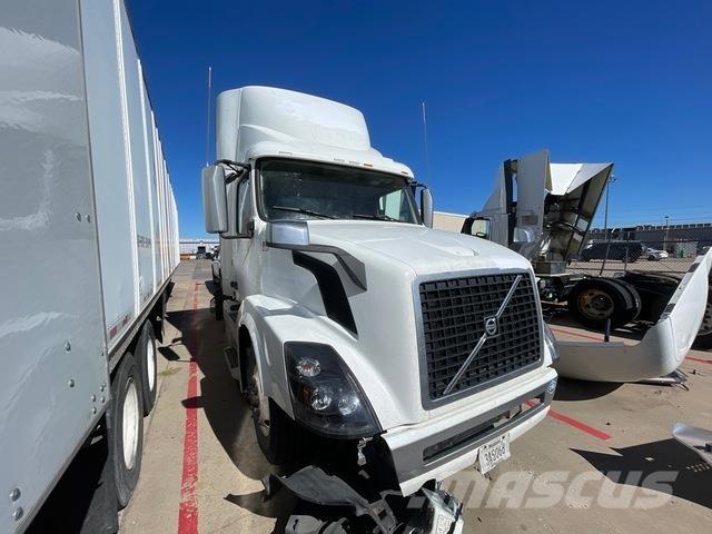 Volvo VNL Tracteur routier