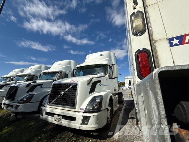 Volvo VNL Tracteur routier