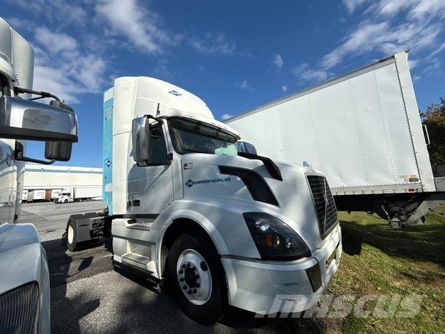 Volvo VNL Tracteur routier