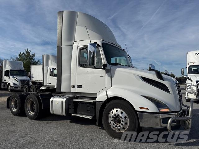 Volvo VNL 300 Tracteur routier