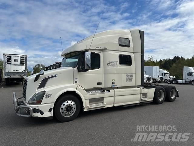 Volvo VNL 780 Tracteur routier