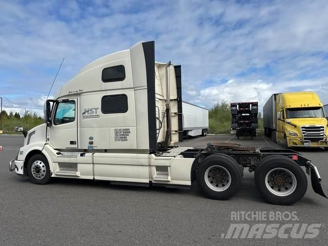 Volvo VNL 780 Tracteur routier