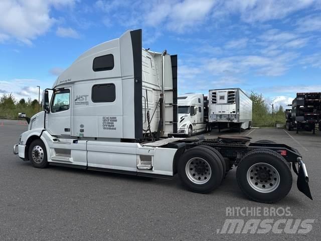 Volvo VNL 780 Tracteur routier