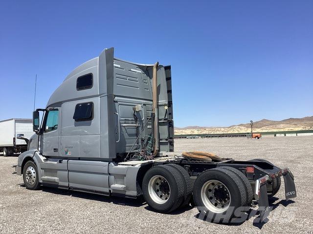 Volvo VNL64780 Tracteur routier