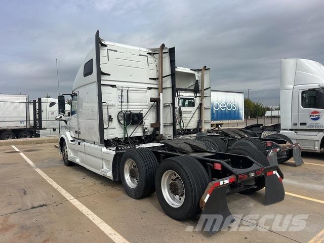 Volvo VNL64T Tracteur routier