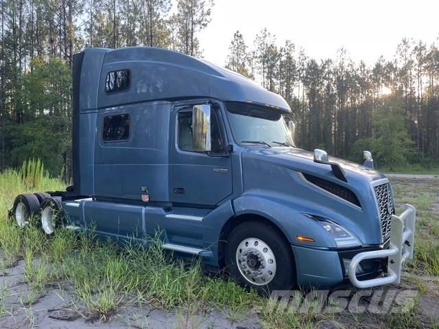 Volvo VNL860 Tracteur routier