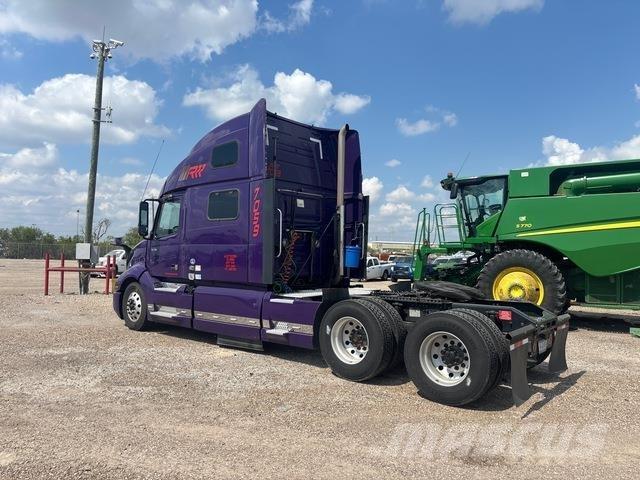 Volvo VNL860 Tracteur routier
