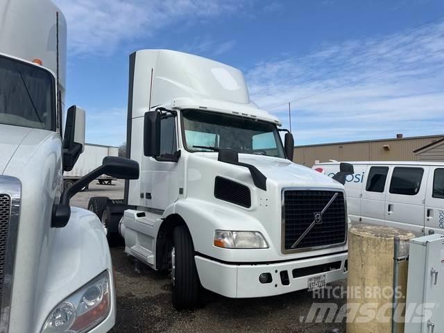Volvo VNM Tracteur routier