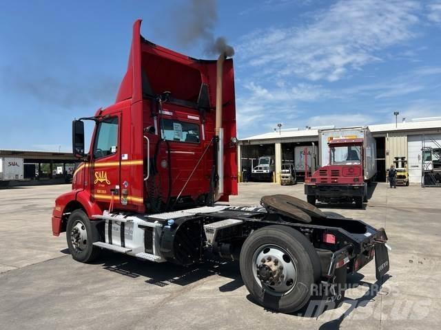 Volvo VNM Tracteur routier