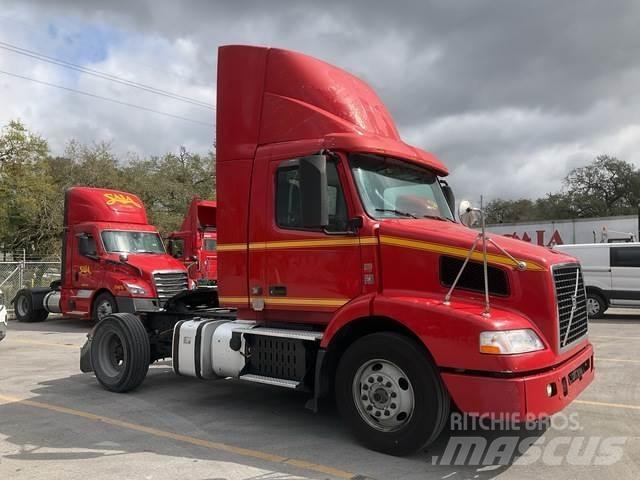 Volvo VNM Tracteur routier