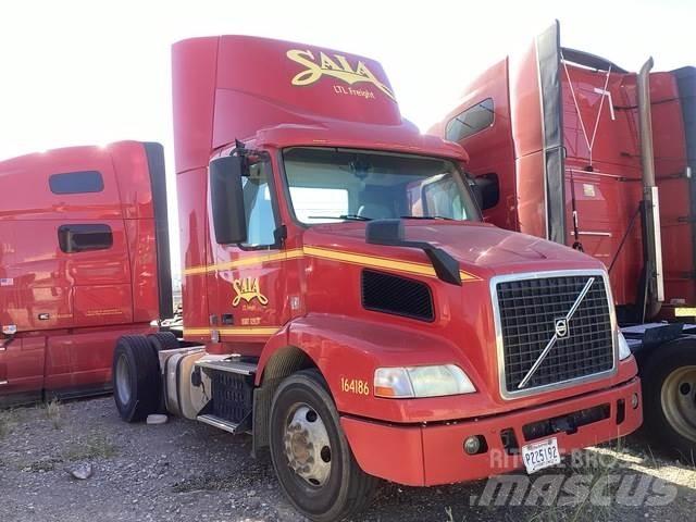 Volvo VNM Tracteur routier