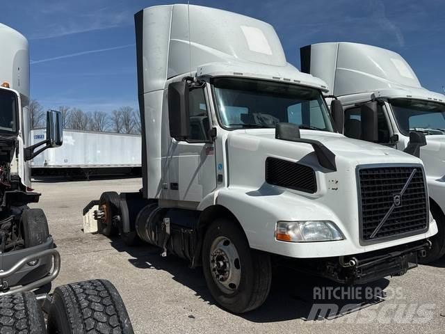 Volvo VNM Tracteur routier